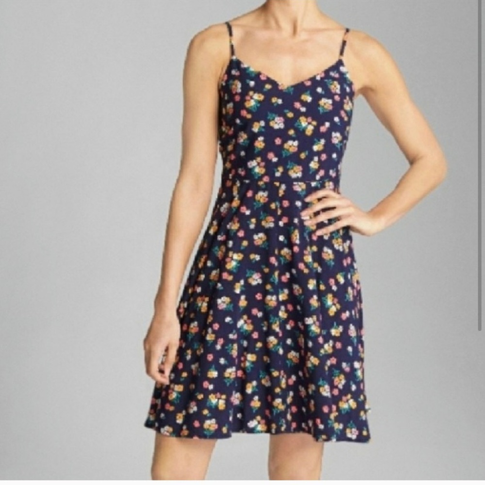 GAP summer strappy dress!